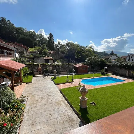 El Caseron Del Pas * Penilla