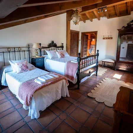 El Caseron Del Pas Penilla