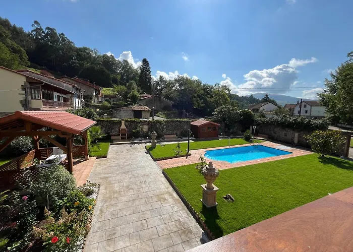 El Caseron Del Pas * Penilla