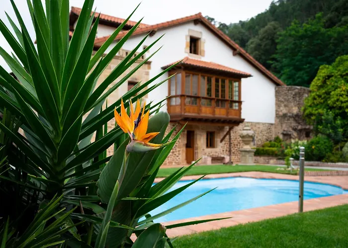 El Caseron Del Pas * Penilla